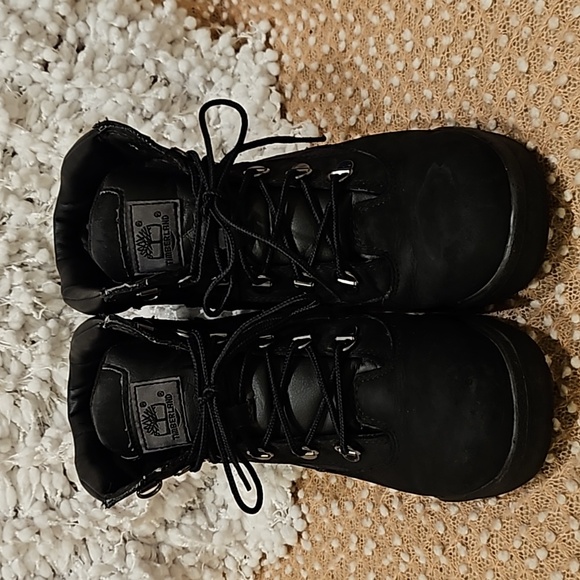 Timberland Boots - Picture 2 of 16